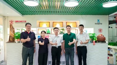 產(chǎn)學(xué)研促發(fā)展，廣科院教師一行蒞臨靈科超聲波交流